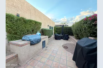 8076 E Via Del Arbor --, Scottsdale, AZ 85258 - Photo 33