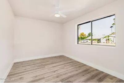 2349 W Concho Avenue, Mesa, AZ 85202 - Photo 13