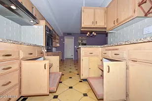 9916 W Hope Circle, Sun City, AZ 85351 - Photo 13