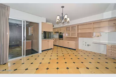 9916 W Hope Circle, Sun City, AZ 85351 - Photo 5