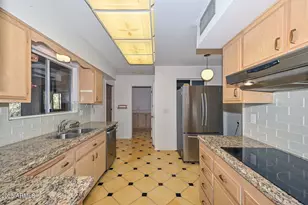 9916 W Hope Circle, Sun City, AZ 85351 - Photo 15