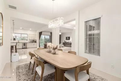 3010 E Desert Lane, Phoenix, AZ 85042 - Photo 9