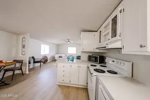 3901 E Pinnacle Peak Rd, Phoenix, AZ 85050 - Photo 11