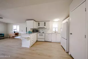 3901 E Pinnacle Peak Rd, Phoenix, AZ 85050 - Photo 9