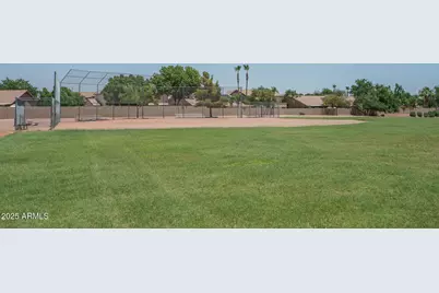 16154 W Cottonwood Street, Surprise, AZ 85374 - Photo 33