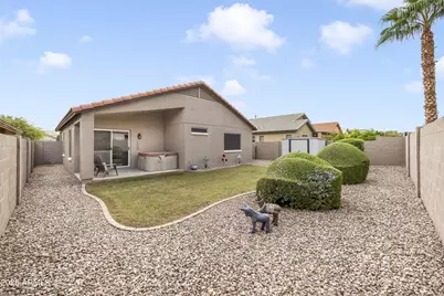 16154 W Cottonwood Street, Surprise, AZ 85374 - Photo 27