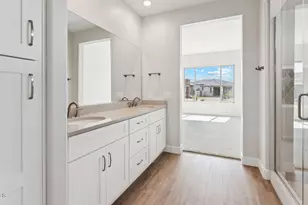 16729 W Sheila Ln, Goodyear, AZ 85395 - Photo 9