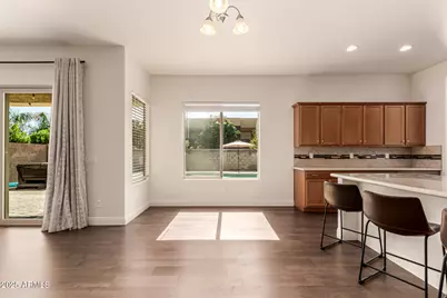 8539 W Midway Avenue, Glendale, AZ 85305 - Photo 9