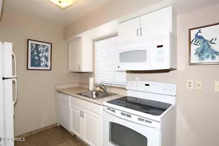 4554 E Paradise Village Pkwy N, Phoenix, AZ 85032 - Photo 11