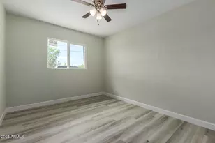 2215 N 21st St, Phoenix, AZ 85006 - Photo 11