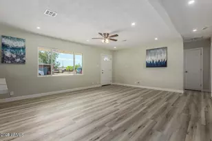 2215 N 21st St, Phoenix, AZ 85006 - Photo 7