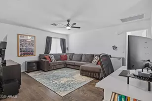 2027 E Parkside Ln, Phoenix, AZ 85024 - Photo 29