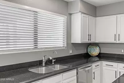 2027 E Parkside Lane, Phoenix, AZ 85024 - Photo 25