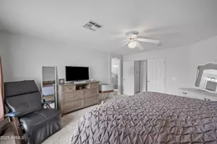 2027 E Parkside Ln, Phoenix, AZ 85024 - Photo 35