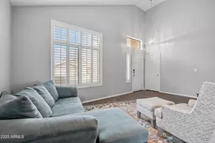 2027 E Parkside Ln, Phoenix, AZ 85024 - Photo 15