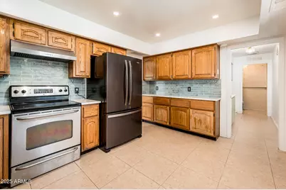 5616 N 22nd Drive, Phoenix, AZ 85015 - Photo 5