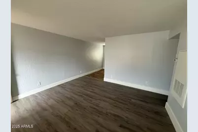 2537 W Georgia Avenue #3, Phoenix, AZ 85017 - Photo 1