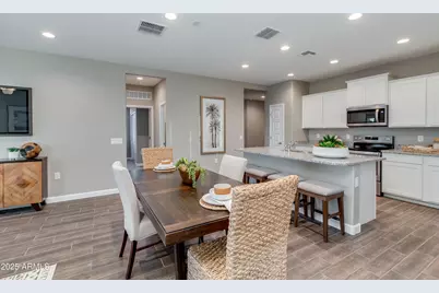 4924 S 106th Lane, Tolleson, AZ 85353 - Photo 11