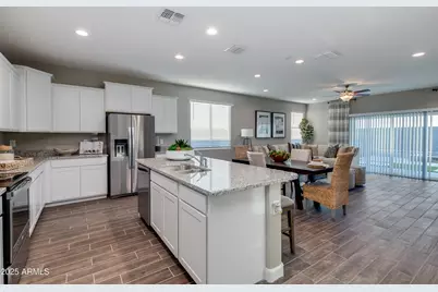 4924 S 106th Lane, Tolleson, AZ 85353 - Photo 17