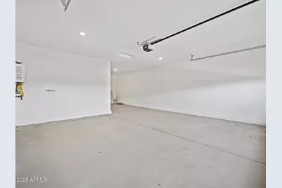 17701 W Odeum Lane, Goodyear, AZ 85338 - Photo 45