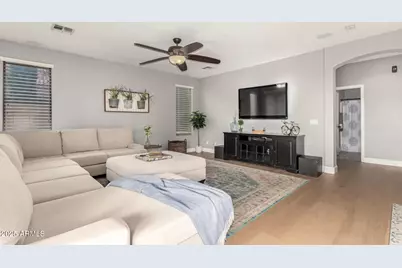 14157 W Desert Hills Drive, Surprise, AZ 85379 - Photo 7