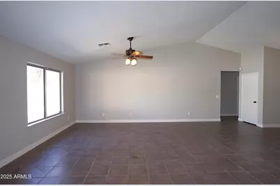 13354 W Cottonwood Street, Surprise, AZ 85374 - Photo 11