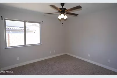 13354 W Cottonwood Street, Surprise, AZ 85374 - Photo 17