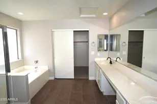 13354 W Cottonwood St, Surprise, AZ 85374 - Photo 25