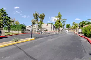 4554 E Paradise Village Pkwy N, Phoenix, AZ 85032 - Photo 29