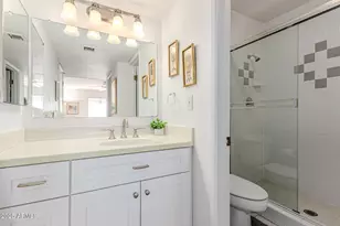 4554 E Paradise Village Pkwy N, Phoenix, AZ 85032 - Photo 15