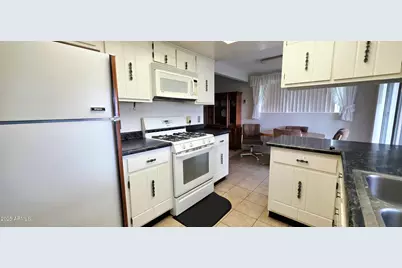 302 N Sage Street, Pearce, AZ 85625 - Photo 7