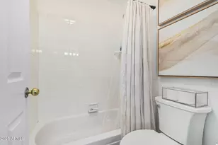 6885 E Cochise Rd, Paradise Valley, AZ 85253 - Photo 17