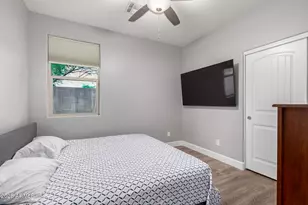 8987 W Seldon Ln, Peoria, AZ 85345 - Photo 25