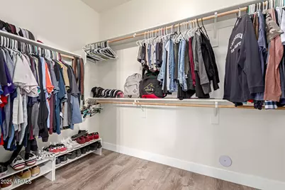 8987 W Seldon Lane, Peoria, AZ 85345 - Photo 21