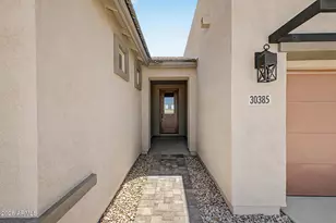 30385 W Hackberry Ln, Buckeye, AZ 85396 - Photo 3
