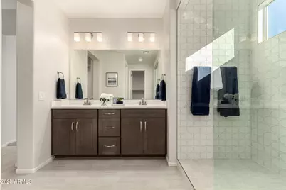 30385 W Hackberry Lane, Buckeye, AZ 85396 - Photo 13