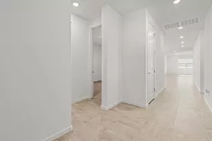 8526 W Saratoga Way, Florence, AZ 85132 - Photo 3