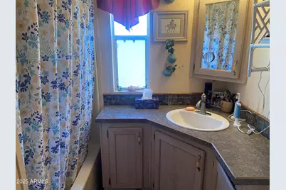 2126 S Dakota Avenue, Apache Junction, AZ 85119 - Photo 9