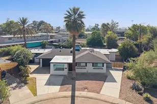 1119 W Medlock Dr, Phoenix, AZ 85013 - Photo 1