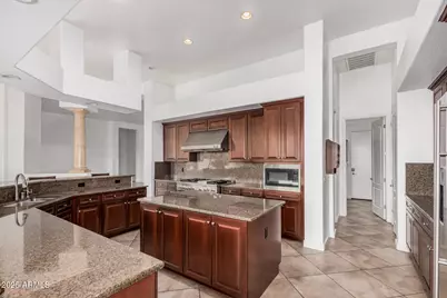 18416 W Montebello Avenue, Litchfield Park, AZ 85340 - Photo 13