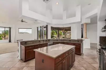 18416 W Montebello Avenue, Litchfield Park, AZ 85340 - Photo 17