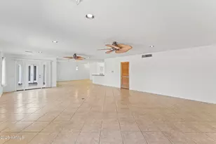 10902 W Brookside Dr, Sun City, AZ 85351 - Photo 13