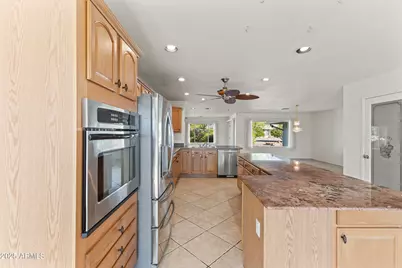 10902 W Brookside Drive, Sun City, AZ 85351 - Photo 7