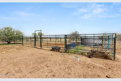 32011 N 225th Drive, Wittmann, AZ 85361 - Photo 47