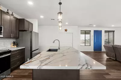 32011 N 225th Drive, Wittmann, AZ 85361 - Photo 17