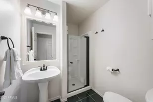 4337 E Desert Ln, Gilbert, AZ 85234 - Photo 19