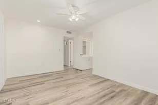 10607 W El Capitan Cir, Sun City, AZ 85351 - Photo 21