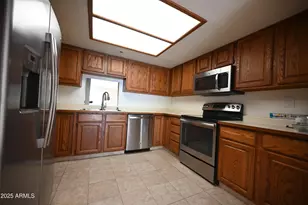 7870 E Camelback Rd, Scottsdale, AZ 85251 - Photo 3