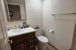 7870 E Camelback Rd, Scottsdale, AZ 85251 - Photo 11