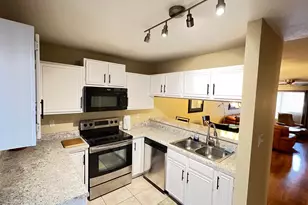 5518 E Lindstrom Ln, Mesa, AZ 85215 - Photo 23